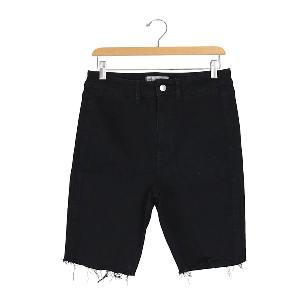 Free People Black Denim Avery Cutoff Bermuda Shorts Size 31